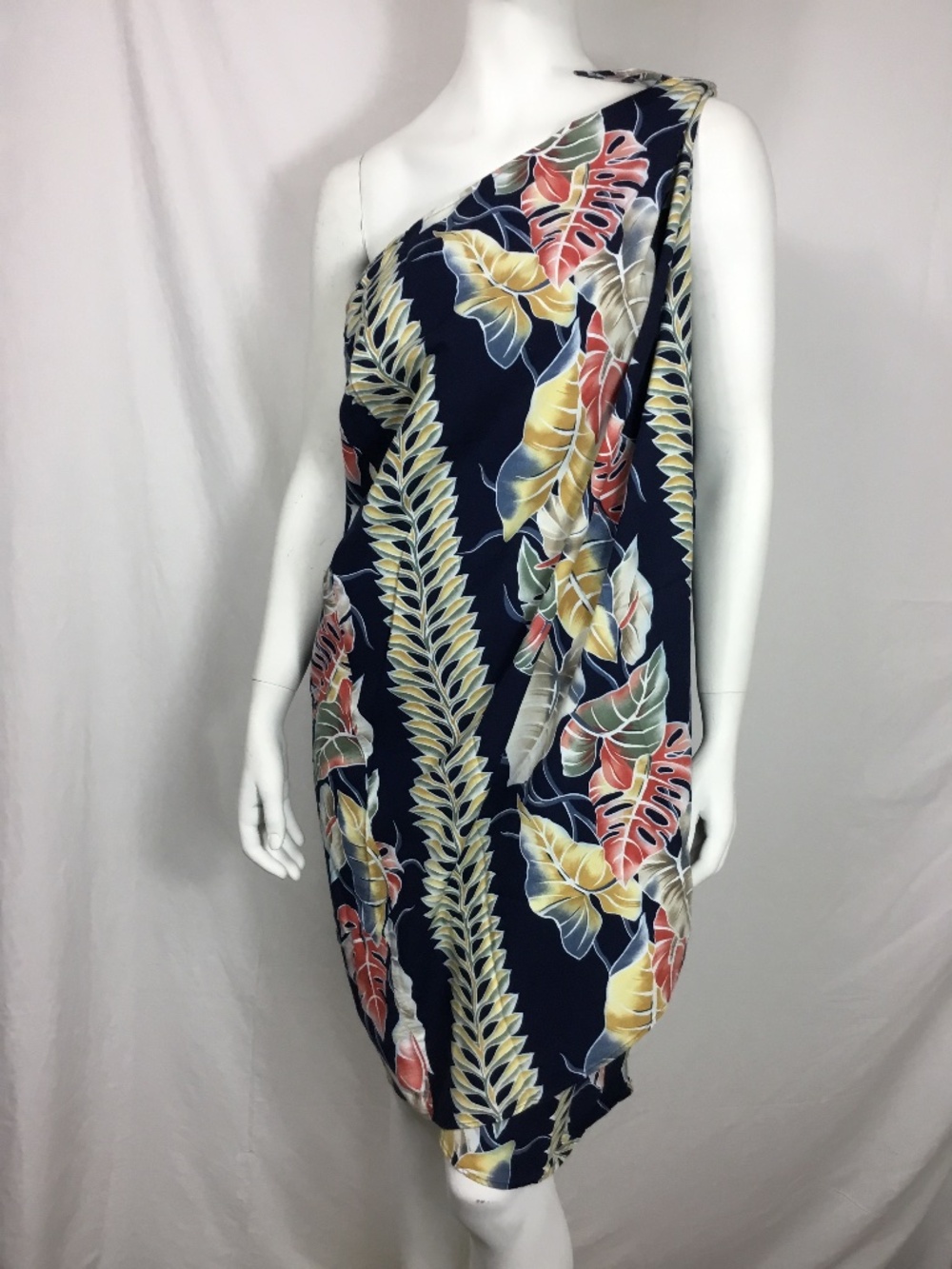 Hilo Hattie Hawaiian Sargon Wrap Dress Tropical Floral Swimsuit Cover-Up XL